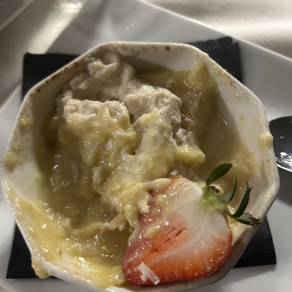 Oak Mountain Winery - Crème Bruille-texture very moist not well cooked - Wineries Near Me - Temecula, California Oak Mountain Winery - Crème Bruille-texture very moist not well cooked - Wineries Near Me - Temecula, California