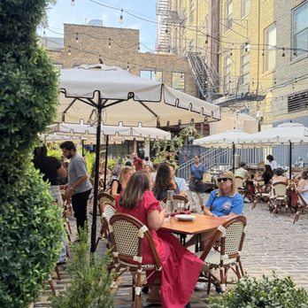 Trivoli Tavern - Outdoor - American Near Me - Chicago, Illinois Trivoli Tavern - Outdoor - American Near Me - Chicago, Illinois