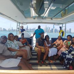 1st Class Charters Chicago