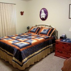 Paula's Place B and B - Comfortable bedrooms