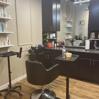 Cosmo Salon Studios - Hair Salons Near Me - Canton, Michigan