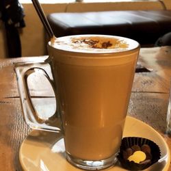 O'Connaill Chocolate - Milk and white hot chocolate