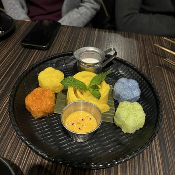 Pii Nong Thai - Thai Near Me - Oakville, Ontario Pii Nong Thai - Thai Near Me - Oakville, Ontario