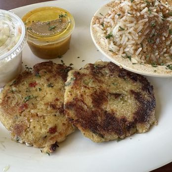 Crab Stop II - Crab cakes with garlic rice - Seafood Near Me - Daytona Beach, Florida Crab Stop II - Crab cakes with garlic rice - Seafood Near Me - Daytona Beach, Florida