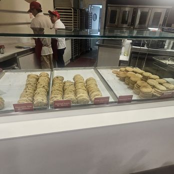 Diddy Riese Cookies - Desserts Near Me - Los Angeles, California