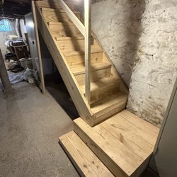 Lina's Contracting & Handyman Service - Basement steps