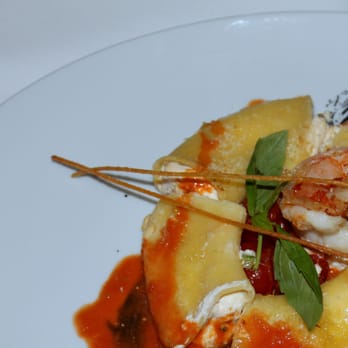 Pino - Italian Near Me - Berlin, BE
