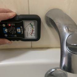 Bay Area Mold Pros - No moisture behind wall tile over tub during inspection by Bay Area Mold Pros.