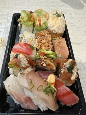 Nohm sushi bar & kaisendon by null