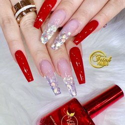 Luxury Nails & Spa