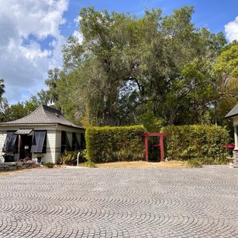 Stetson Mansion - School house, zen garden, and carriage house - Landmarks & Historical Buildings Near Me - DeLand, Florida Stetson Mansion - School house, zen garden, and carriage house - Landmarks & Historical Buildings Near Me - DeLand, Florida