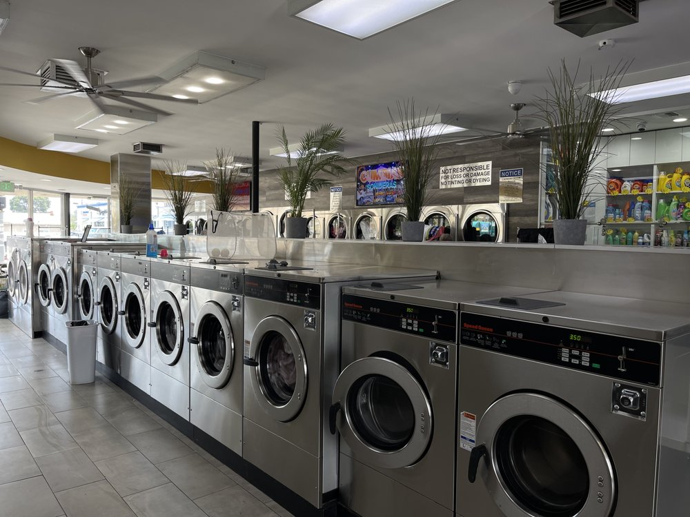 NOHO COIN LAUNDRY Updated April 2024 15 Photos & 12 Reviews 11401