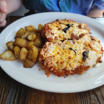 Piacere Mio - Wine Bars Near Me - Chicago, Illinois