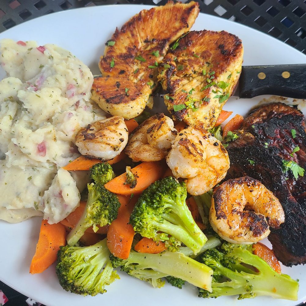 Salem's Retreat - Salem Retreat; steak tips, shrimp and chicken with 2 sides - Breakfast & Brunch Near Me - Salem, Massachusetts Salem's Retreat - Salem Retreat; steak tips, shrimp and chicken with 2 sides - Breakfast & Brunch Near Me - Salem, Massachusetts