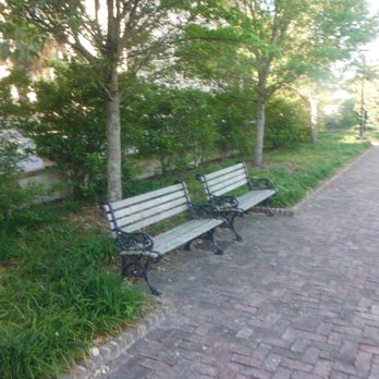 Charlotte Street Park - Charlotte Street Park - Parks Near Me - Charleston, South Carolina Charlotte Street Park - Charlotte Street Park - Parks Near Me - Charleston, South Carolina