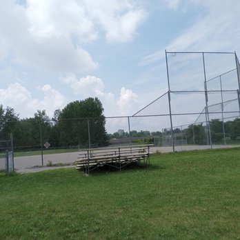 Parkhaven Whitehaven / George C Brown Park - Baseball diamond - Parks Near Me - Ottawa, Ontario Parkhaven Whitehaven / George C Brown Park - Baseball diamond - Parks Near Me - Ottawa, Ontario