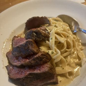 Cinque Terre Ristorante - Bistecca di Manzo - Italian Near Me - Seattle, Washington Cinque Terre Ristorante - Bistecca di Manzo - Italian Near Me - Seattle, Washington