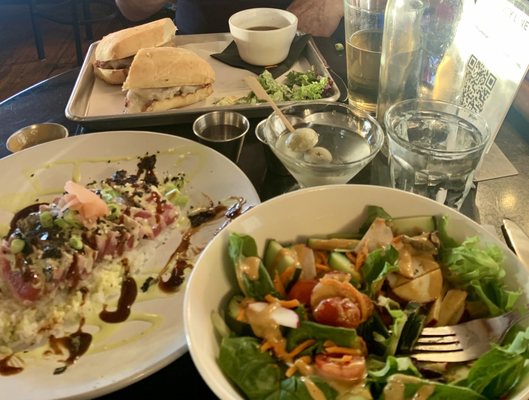 County Line Eat & Drink on Woodin by null