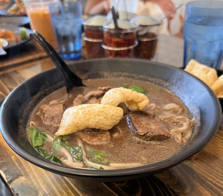 D E THAI KITCHEN 2 by null