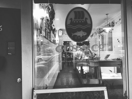 Gus & Co. Seafood Market by null