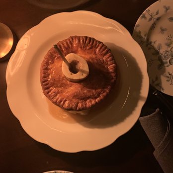 Armitage Alehouse - Chicken pot pie - Pubs Near Me - Chicago, Illinois