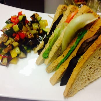 TipoZeroZero ILLY - Club sandwich - Wine Bars Near Me - Milan, Michigan TipoZeroZero ILLY - Club sandwich - Wine Bars Near Me - Milan, Michigan