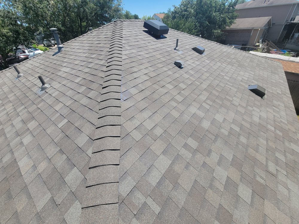 Slide of Aurum Roofing