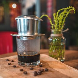Bitter Sweet Kafe Praha - Cà phê phin