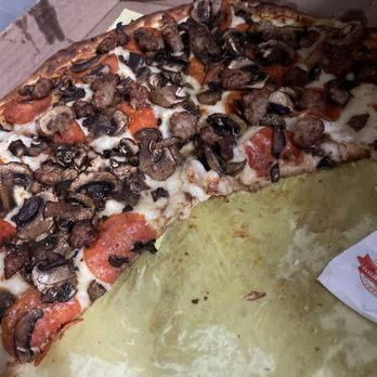 Famous Pizza - Pizza Near Me - Van Nuys, California