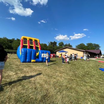 3 Monkeys Inflatables - Double Lane Slide Rentals near me - Bounce House Rentals Near Me - Felton, Pennsylvania