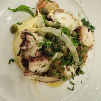 Estiatorio Milos - OCTOPUS - Greek Near Me - Las Vegas, Nevada Estiatorio Milos - OCTOPUS - Greek Near Me - Las Vegas, Nevada