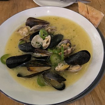 Roe Seafood Restaurant - Spicy Steamers - Seafood Near Me - Long Beach, California Roe Seafood Restaurant - Spicy Steamers - Seafood Near Me - Long Beach, California