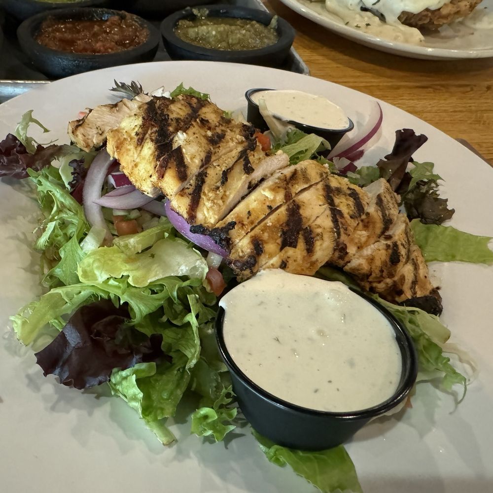 The Escondido Grill - House Salad with Chicken - Smokehouse Near Me - Lubbock, Texas The Escondido Grill - House Salad with Chicken - Smokehouse Near Me - Lubbock, Texas
