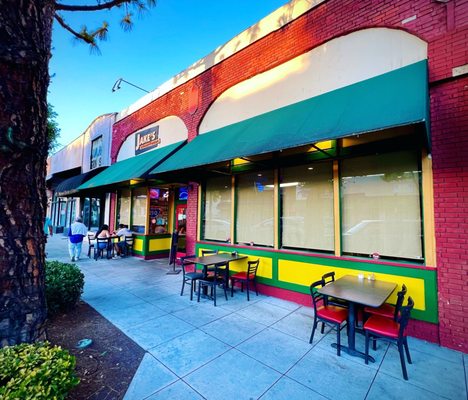 Jake's Roadhouse by null