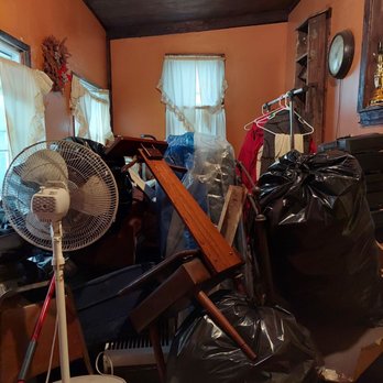Junk Removal 911 - Before - Junk Removal & Hauling Near Me