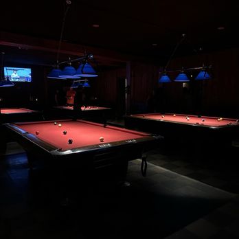 The Brickyard Pub - Pool tables - Dive Bars Near Me - Los Angeles, California The Brickyard Pub - Pool tables - Dive Bars Near Me - Los Angeles, California