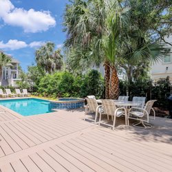 Shore Thing Remodeling - Trex Deck in Caligny