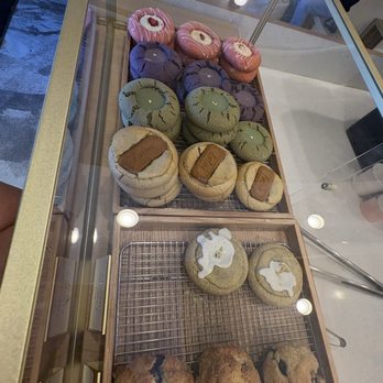 Broken Coffee - Spring Mountain - Coffee & Tea Near Me - Las Vegas, Nevada
