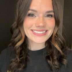 Mood Studio - My makeup 6 hours after being done.