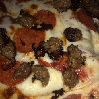 Rio's Pizza - Burned sausage - Pizza Near Me - Pico Rivera, California Rio's Pizza - Burned sausage - Pizza Near Me - Pico Rivera, California