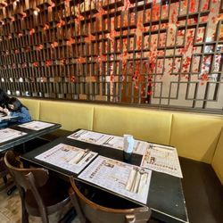 BCD Tofu House - Seating