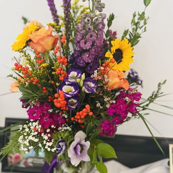Swiss Flower and Gift - Florists Near Me - Wheat Ridge, Colorado Swiss Flower and Gift - Florists Near Me - Wheat Ridge, Colorado