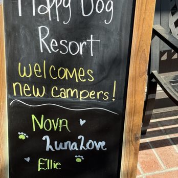 Happy Dog Resort - Pet Training Near Me - Redlands, California Happy Dog Resort - Pet Training Near Me - Redlands, California