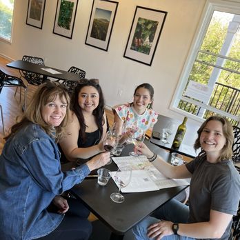 New Mexico Wine Studio - Wine tasting 10/10! - Wine Tasting Room Near Me - Albuquerque, New Mexico