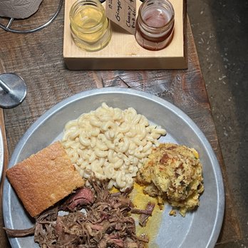 12 Bones Smokehouse SOUTH - Pulled pork, Mac and corn pudding w cornbread, plus a flight - Smokehouse Near Me - Arden, North Carolina 12 Bones Smokehouse SOUTH - Pulled pork, Mac and corn pudding w cornbread, plus a flight - Smokehouse Near Me - Arden, North Carolina