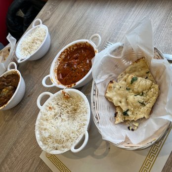 Bawarchi Biryanis - Butter Chicken Butter Naan Garlic Naan Natukodi Curry - Indian Near Me - Columbus, Ohio