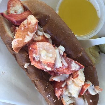 C-Ray Lobster - Naked lobster roll again - gratuitous foodporn - Seafood Near Me - Bar Harbor, Maine