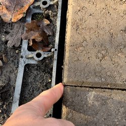 Grassroots Construction - gaps between paver and edging