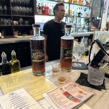 Jeptha Creed - Two fine bourbons - Distilleries Near Me - Shelbyville, Kentucky Jeptha Creed - Two fine bourbons - Distilleries Near Me - Shelbyville, Kentucky