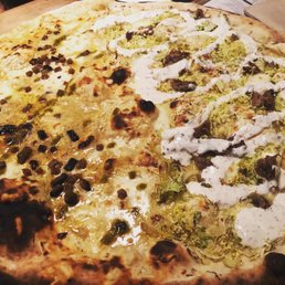 Half goat with shredded cabbage and sumac yoghurt, half 4-cheese with mini rye croutons. Half goat with shredded cabbage and sumac yoghurt, half 4-cheese with mini rye croutons.